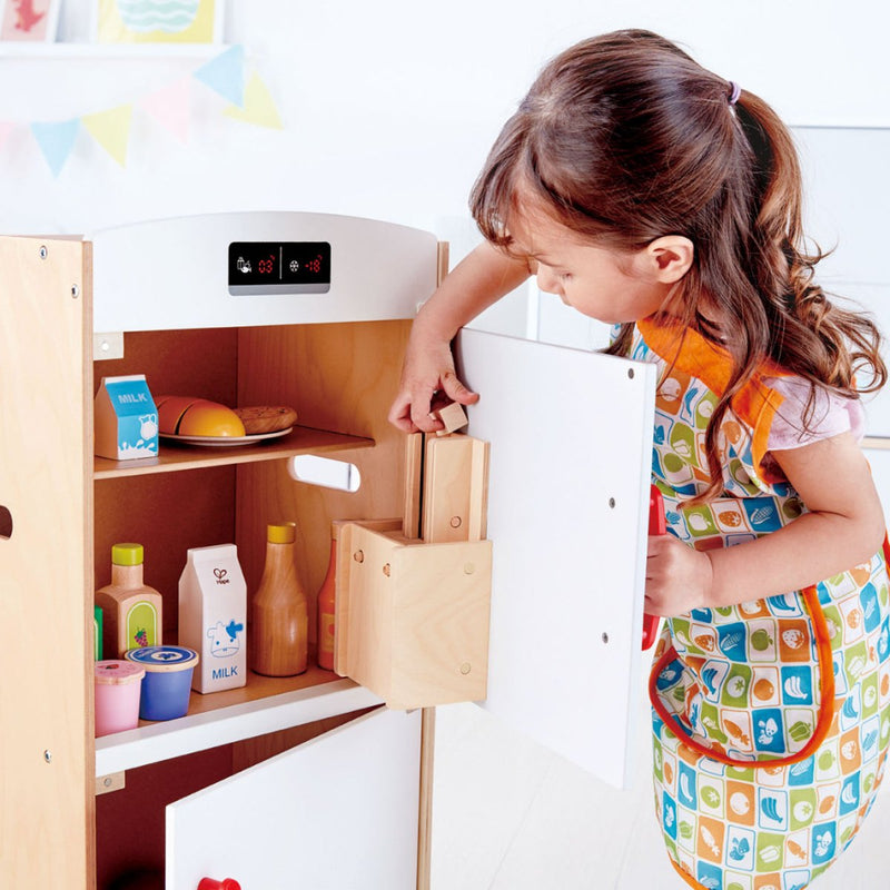 White Fridge-Freezer Play
