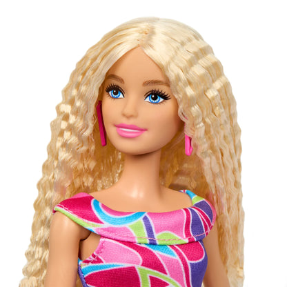 Fashionista with Blonde Wavy Hair