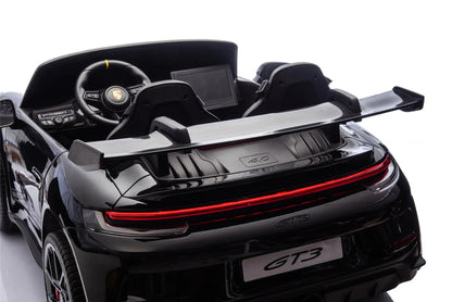 Schwarzer Porsche 911 GT3 Rutscher, Rückansicht mit LED-Hecklicht und GT3-Schriftzug