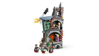 Luna Lovegood's House: LEGO Modell von vorn mit offenen Bogeneingang