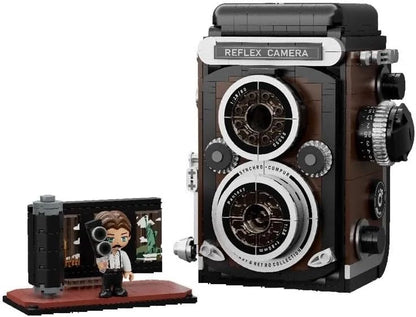 Retro - Twin Lens Reflex Camera (16 cm)
