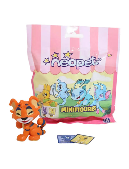 Neopets Blind Bag Minifigures Tüte mit orangefarbenem Tigerfigürchen und Sammelkarten