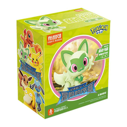 Caja de Pokémon Sprigatito, con ilustración del personaje en verde