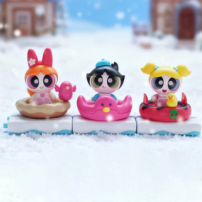 Daadoos Powerpuff Girls figures: three characters seated on snowy bases