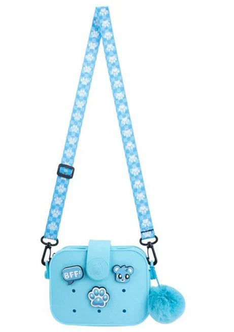 Minipop Blue Bag mit verstellbarem Schultergurt, türkisfarbene Tasche und Plüschpompon