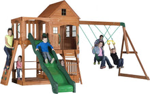 Discovery Hillcrest Schaukel- und Spielset aus Holz mit grünem Rutschenteil und Seilschaukel