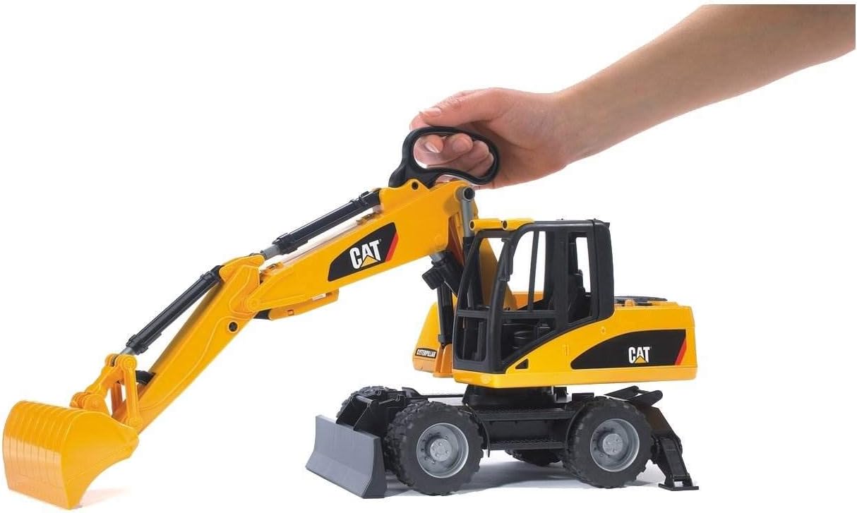 Caterpillar Wheeled Excavator 1:16 Scale - Bruder - The Toy Store