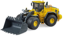 Volvo Wheel Loader L260H Toy - Bruder - The Toy Store