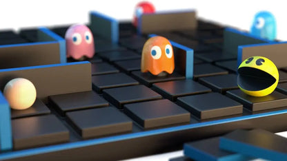 Quoridor Pac-Man game board with stacked character pieces on dark grid tiles