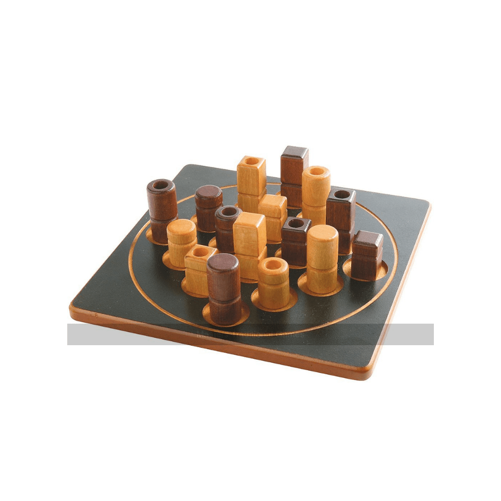 Quatro Color and Shape Matching Game - Gigamic - The Toy Store