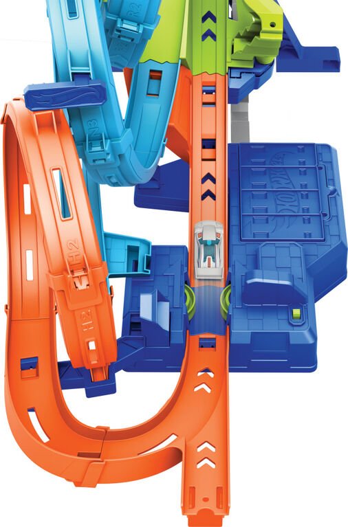 Action 4 - Loop Crash Out Track Set - Hot Wheels - The Toy Store