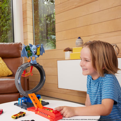 Bat Loop Attack track set with bat loop and orange and red track rails