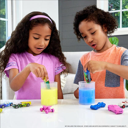 Color Reveal 2 Pack of Vehicles - Hot Wheels - The Toy Store
