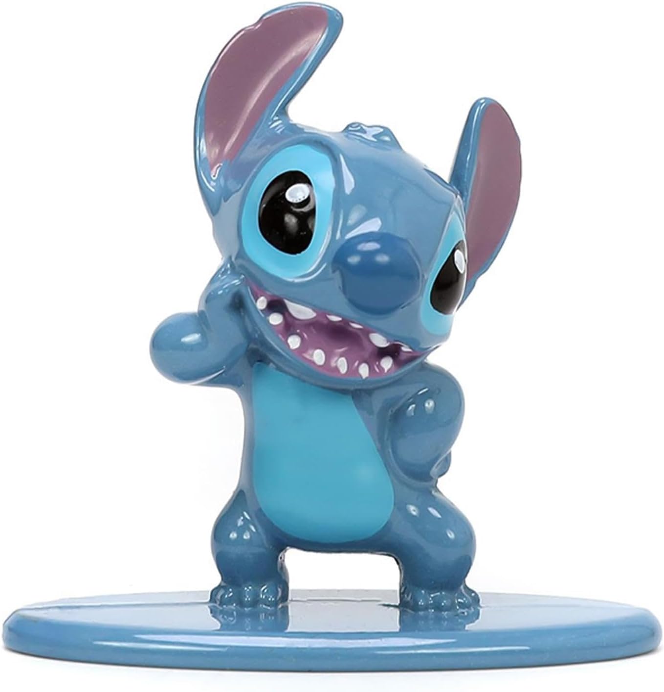Stitch-Figur aus Die-Cast, blau mit großen Ohren und Zähnen, auf Sockel