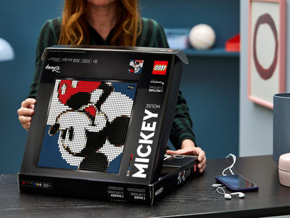 LEGO Mickey Mouse kit box showing Mickey bead artwork and instructions