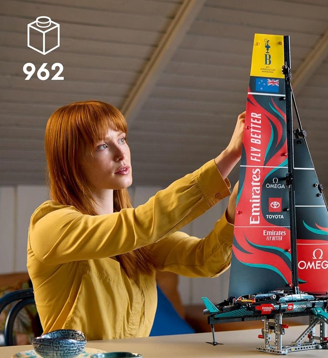 Emirates Team New Zealand Ac75 Yacht - Lego - The Toy Store
