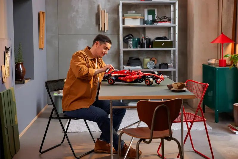 Ferrari SF - 24 F1 Building Set - Lego - The Toy Store