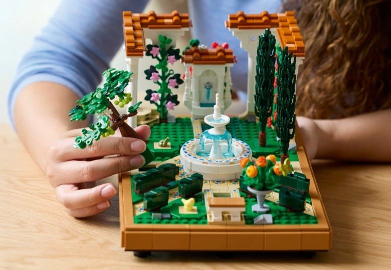 Fountain Garden Building Set - Lego - The Toy Store