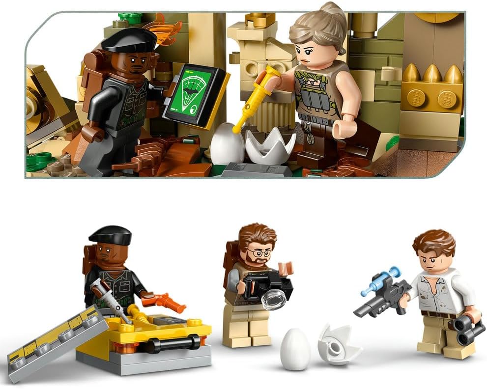 Minifiguren mit Torso-Sets, Werkzeugen und Zubehör auf Kontrollpult