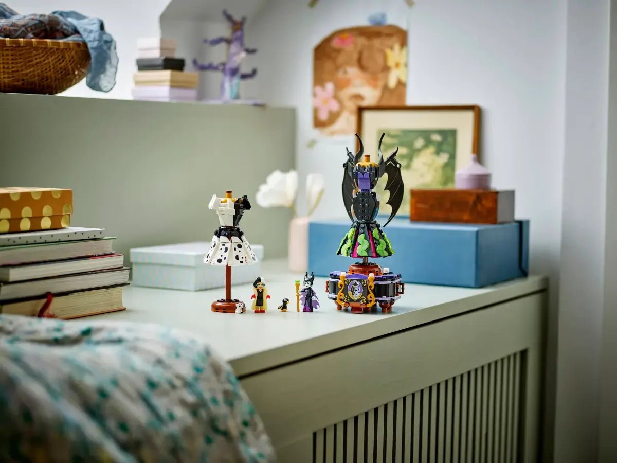 Maleficent's and Cruella de Vil's Dresse - Lego - The Toy Store
