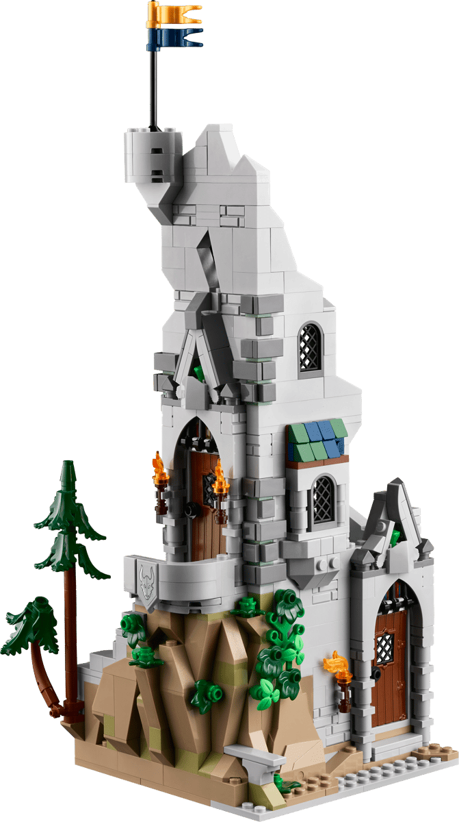 Red Dragon’s Tale gray castle tower with burning doorway, green vines, and minifigures