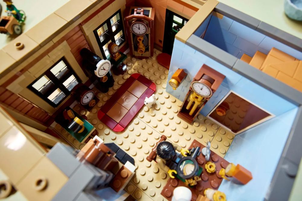Tudor Corner - Lego - The Toy Store
