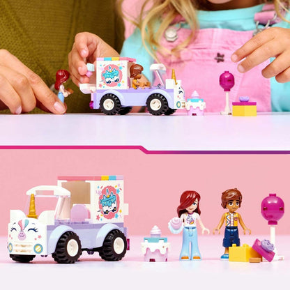Violettes Einhorn-Kuchen-Transportauto mit Minifiguren und buntem Zubehör