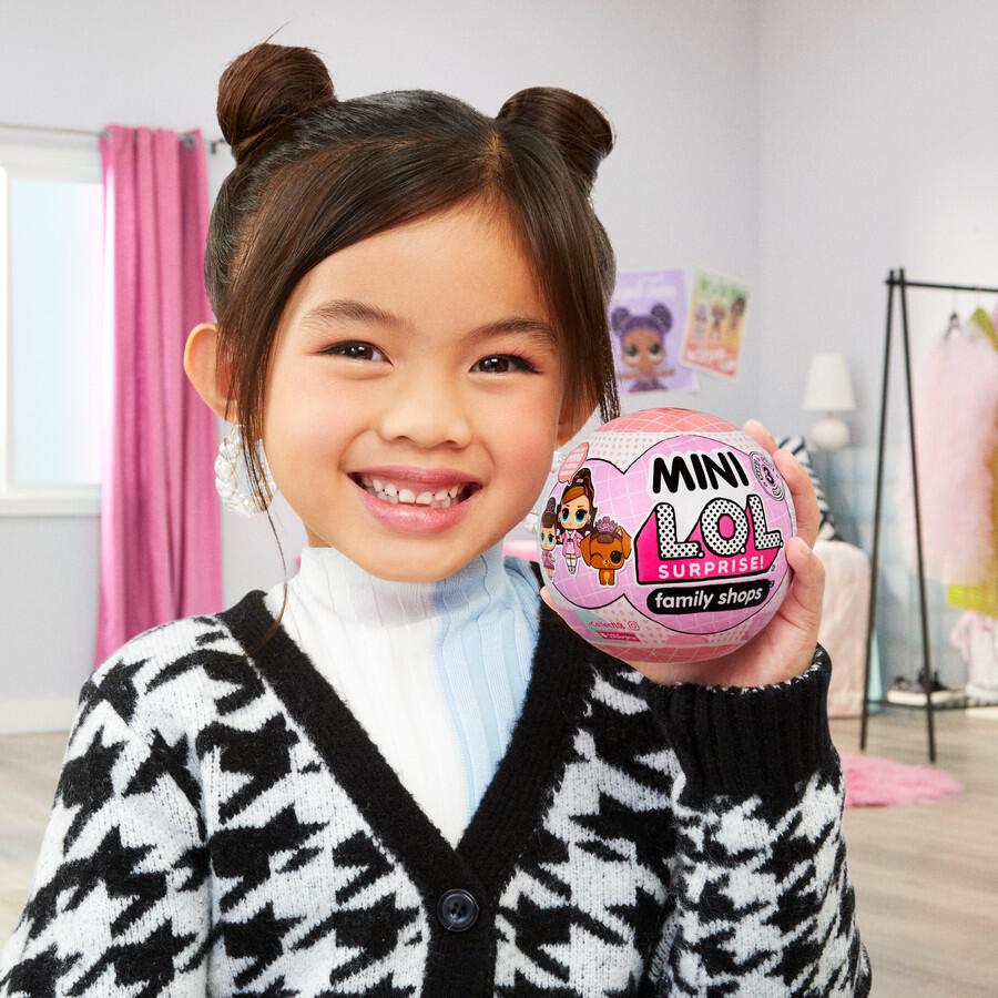 Surprise! Mini Family Collection - L.O.L - The Toy Store