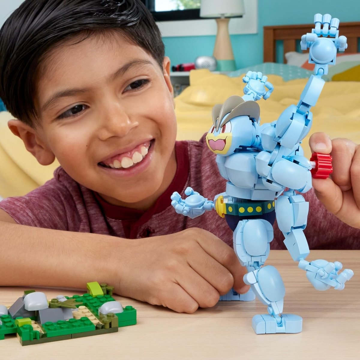 Mega Pokémon Building Toys Set Machamp - Mattel - The Toy Store