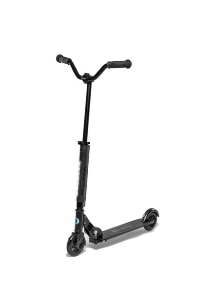 Sprite Deluxe scooter with LED, black frame and handlebars