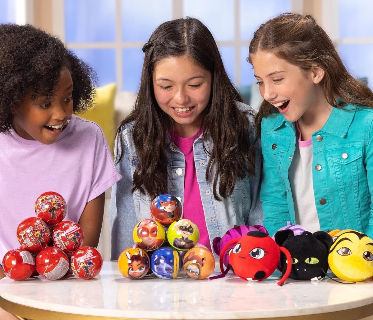 Ladybug 4 - in - 1 Surprise Miraball - Miraculous - The Toy Store
