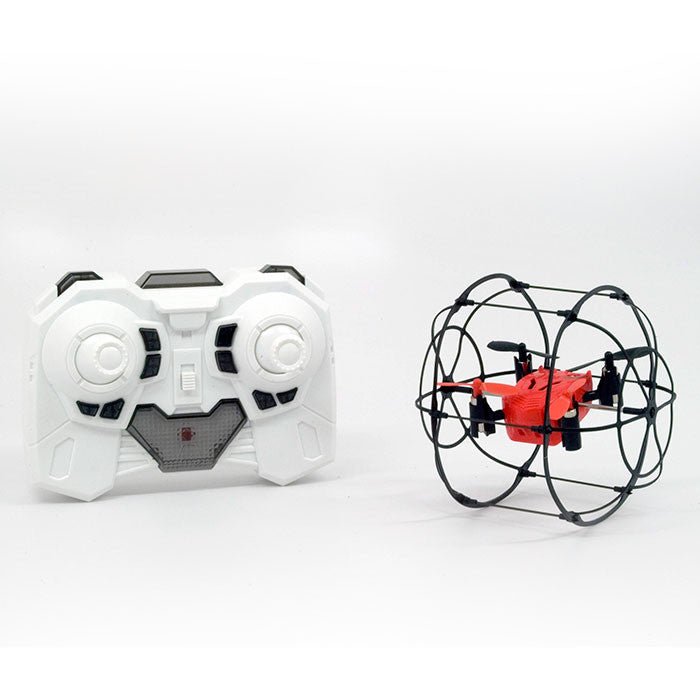 Turbo Runner: weißer Sender und schwarzer Quadrocopter im Käfig, rote Motoren