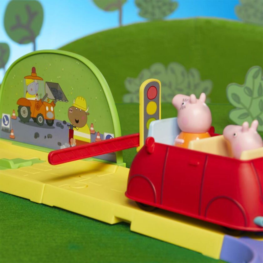 Peppa's Town Playset - Peppa Pig - The Toy Store