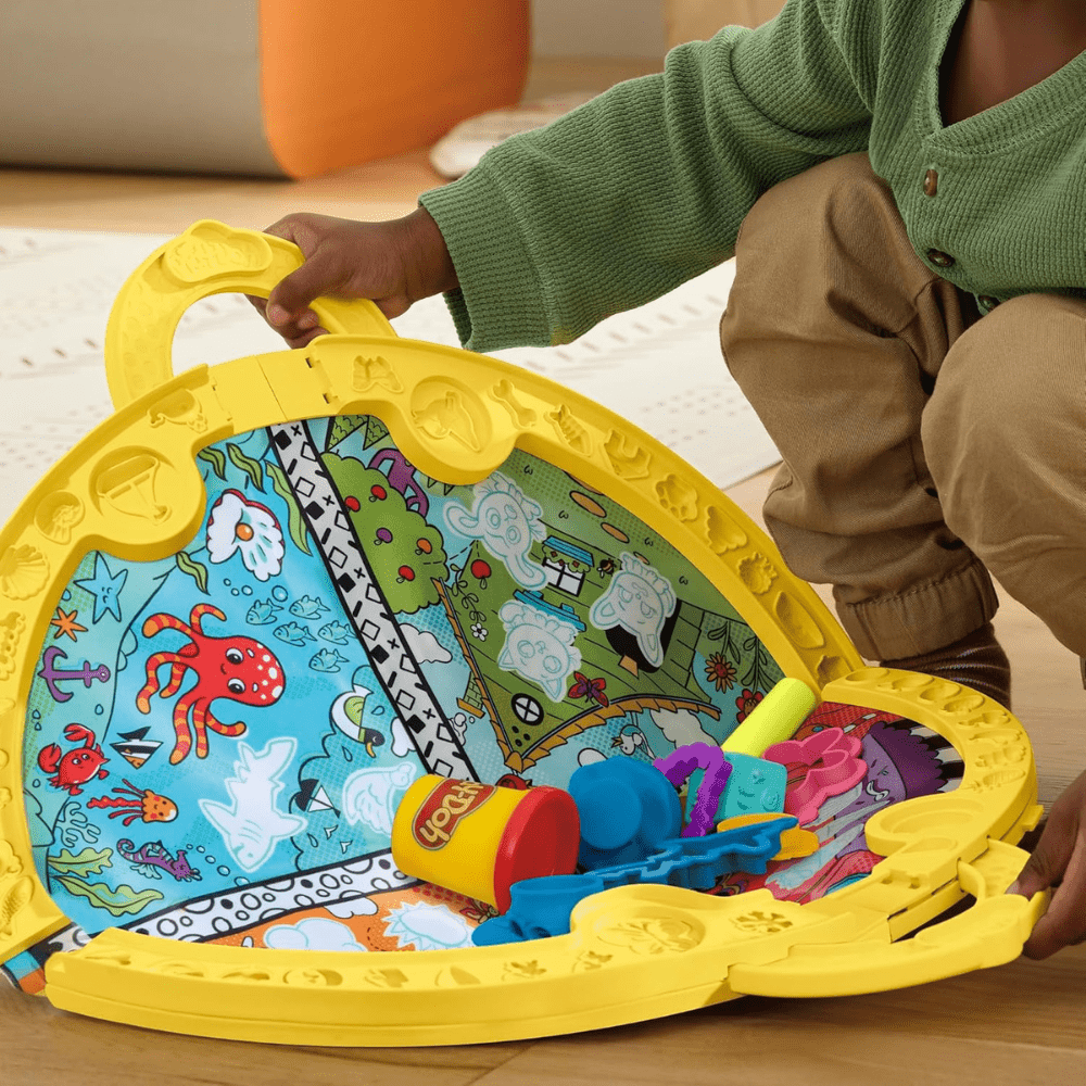 Fold & Go Playmat Starter Dough Set - Playdoh - The Toy Store