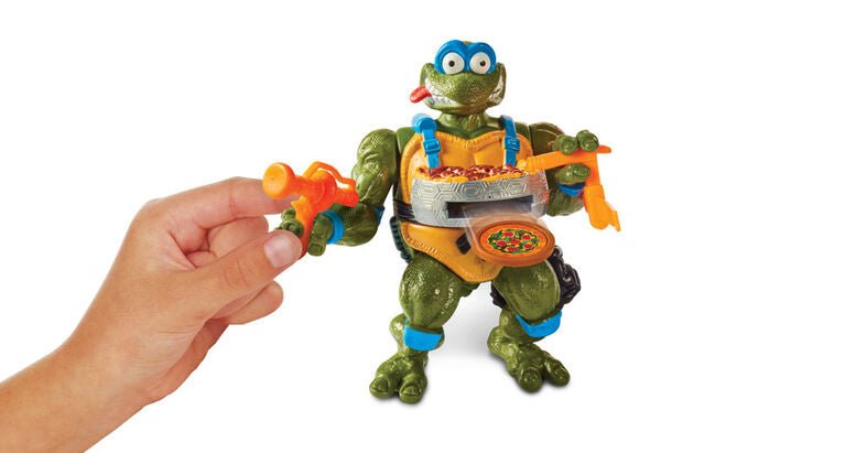 Teenage Mutant Ninja Turtles Classic Pizza Tossin' Leo - Playmates - The Toy Store
