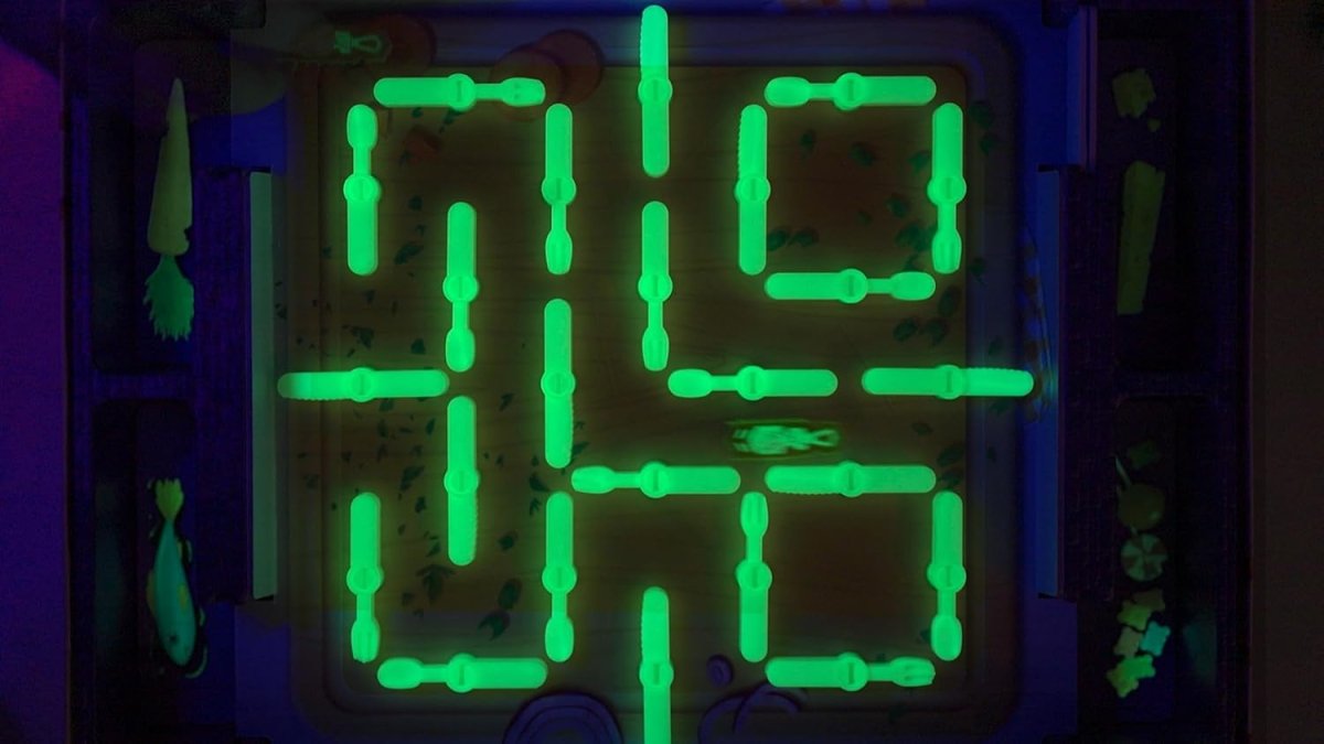 Panic Cafard - 10th Anniversary Phosphorescent - Board game - Ravensburger - The Toy Store