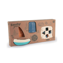 Kids bath set box with blue sprayer and white sailboat pieces