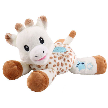 Giraffe-Plüschtier Light & Dreams, liegend, braune Flecken, blaues Sternenmotiv am Bauch
