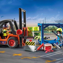 City Action - Forklift With Freight